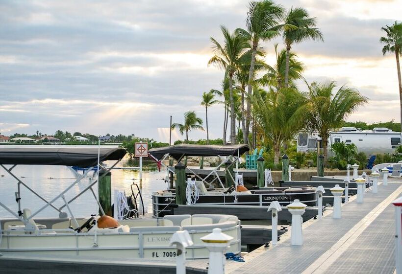 Sugarloaf Key Hotel At Koa Resort