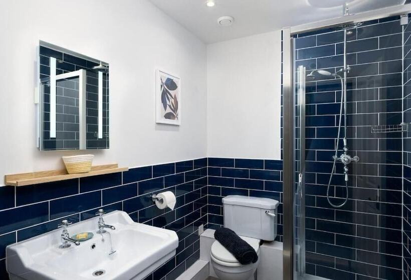 호텔 The White Hart