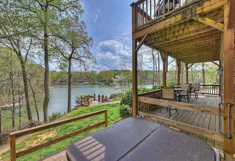 Lakeside Lodge By Avantstay Hot Tub + Dock