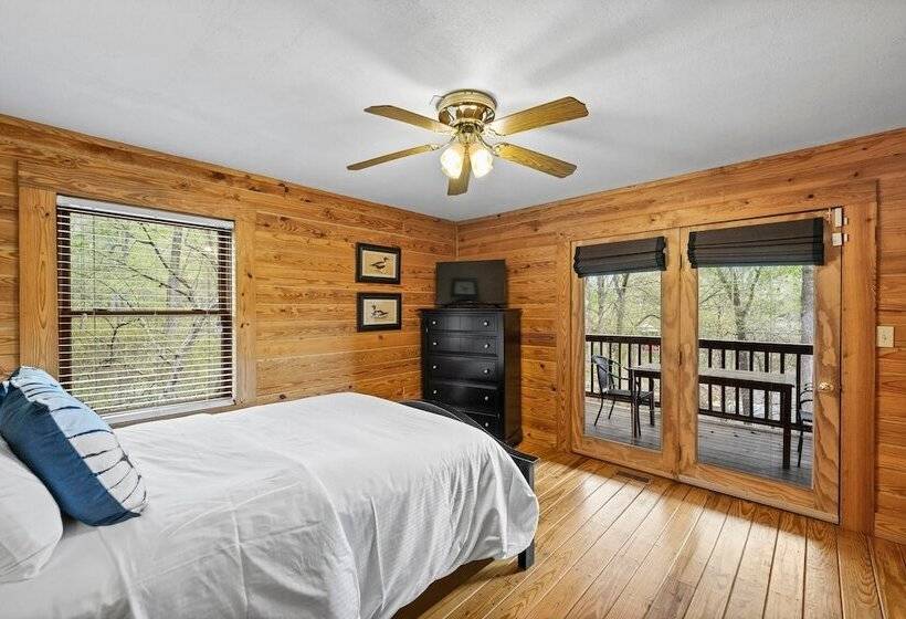 Lakeside Lodge By Avantstay Hot Tub + Dock