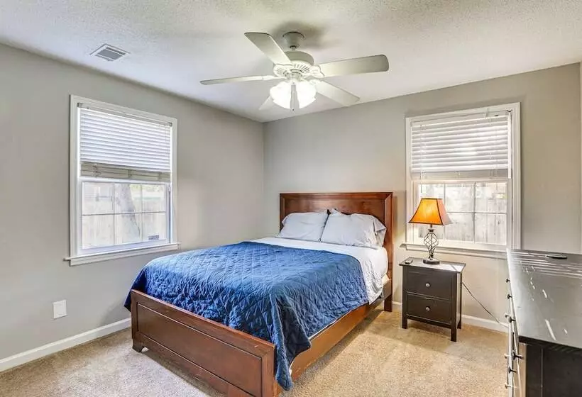 Mount Pleasant Home W/ Yard, Sunroom & Game Room!