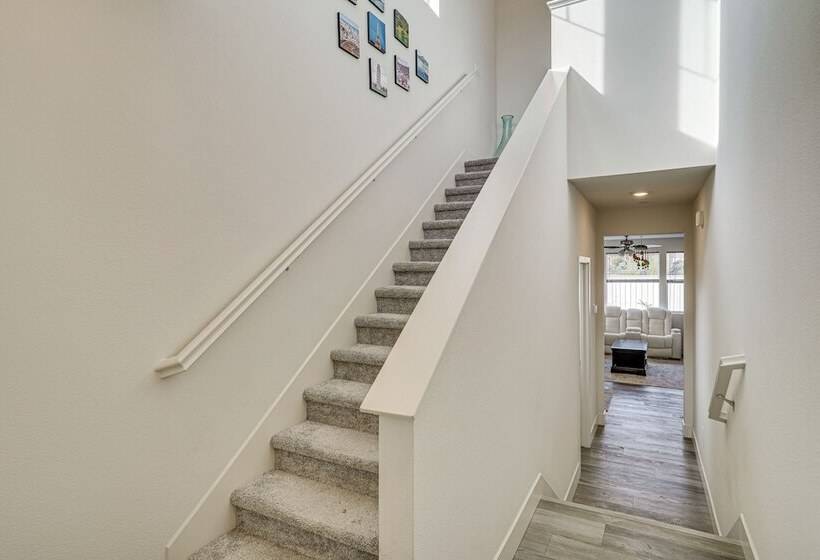 Newly Built Tracy Home W/ Backyard + Pool Access!