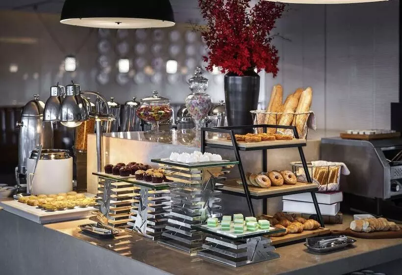 Novotel Hangzhou East Railway Station