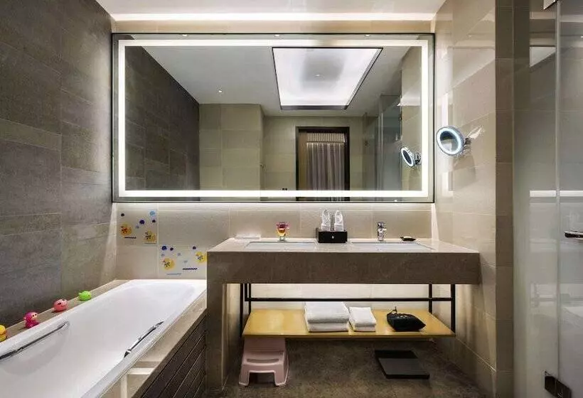 Novotel Hangzhou East Railway Station