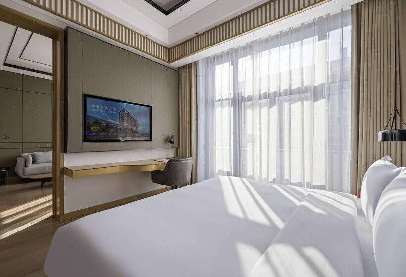 Novotel Hangzhou East Railway Station