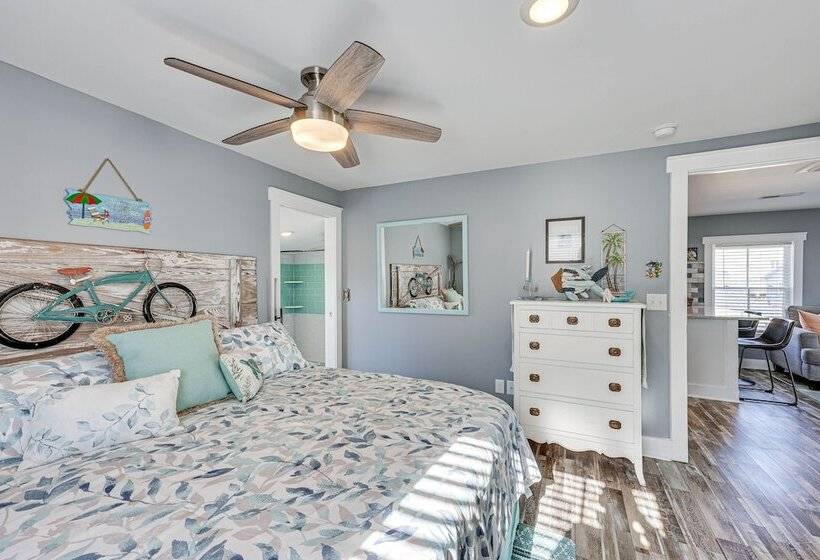 Ocean View  Sea Gem  Bungalow: Steps To Beach!