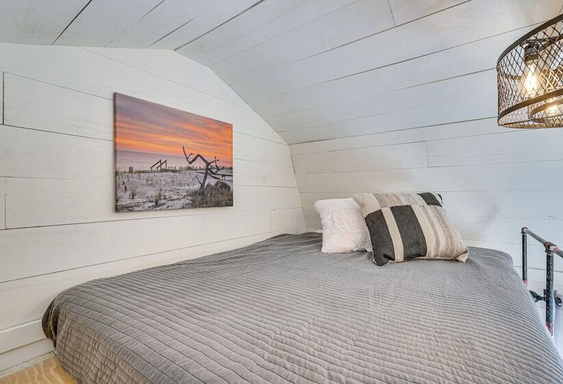 Panama City Beach Home W/ Private Pool & Gas Grill