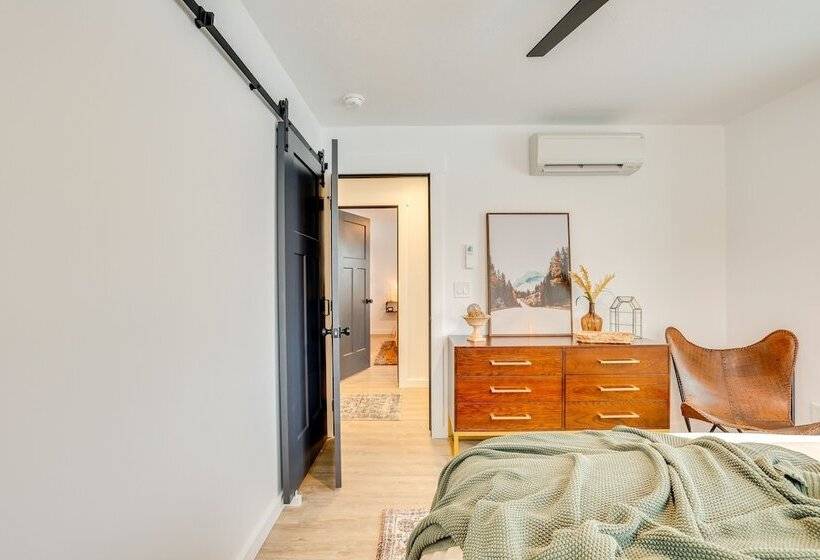 Family Friendly Donnelly Home W/ Private Hot Tub!