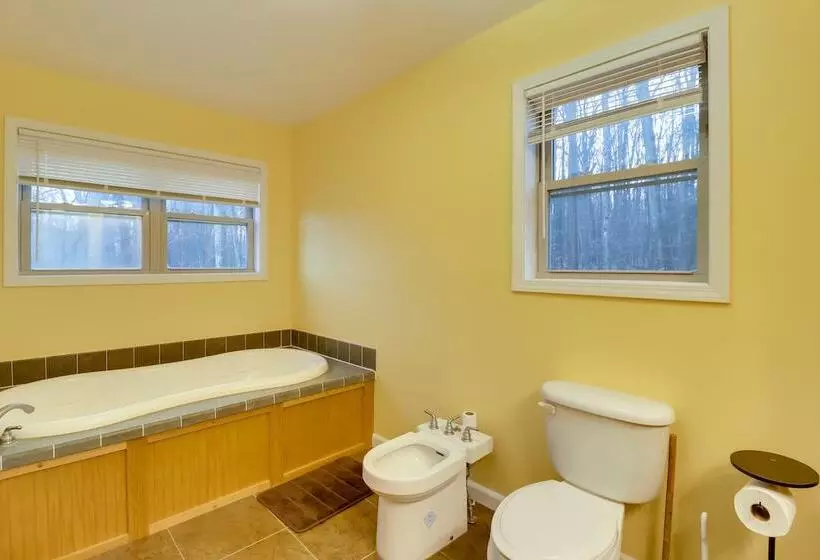 Poconos Retreat W/ Lake & Mountain Views!