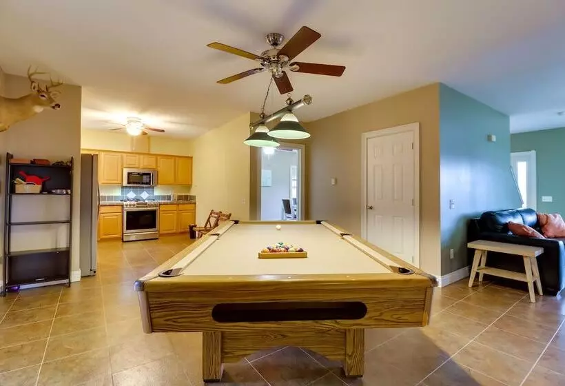 Poconos Retreat W/ Lake & Mountain Views!