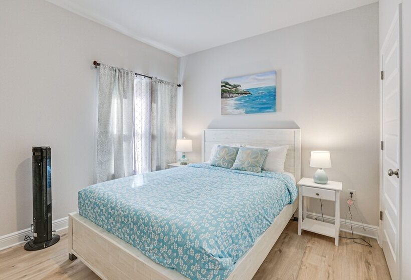 Port St Joe Home W/ 2 Shared Pools: Walk To Beach!