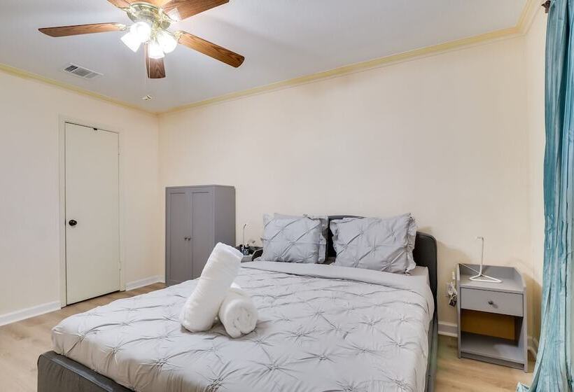 Round Rock Home With Large Yard: 20 Mi To Austin!