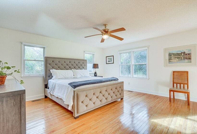 Secluded Mount Pleasant Home 6 Mi To Beaches!