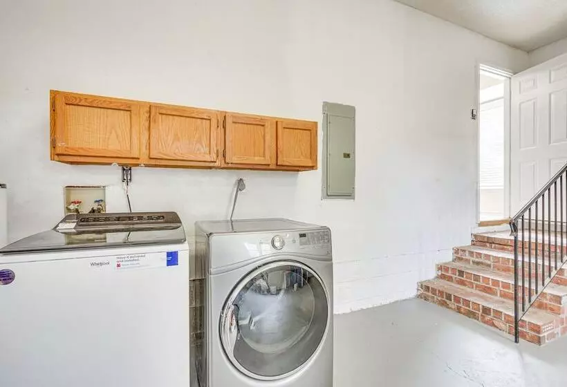 Secluded Mount Pleasant Home   6 Mi To Beaches!