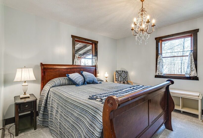 Serene Tell City Retreat Near Hiking & Skiing!