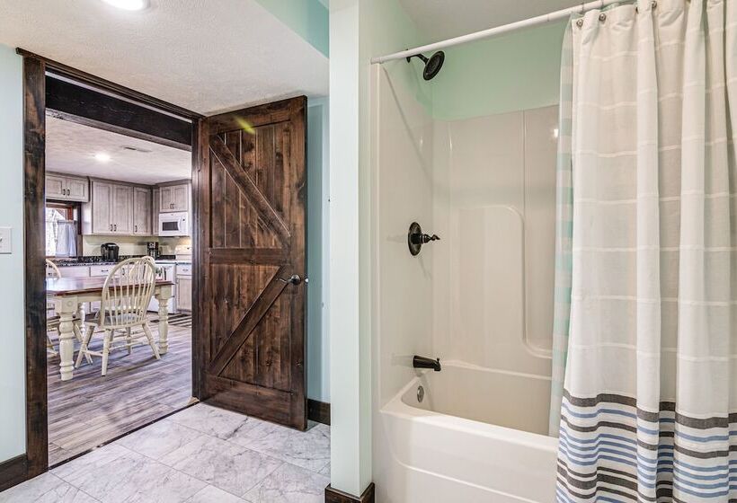 Serene Tell City Retreat Near Hiking & Skiing!