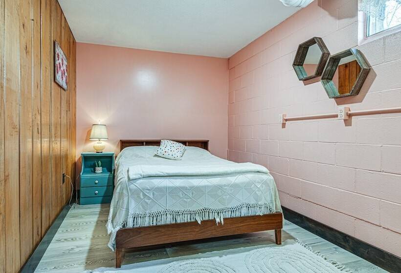 Serene Tell City Retreat Near Hiking & Skiing!