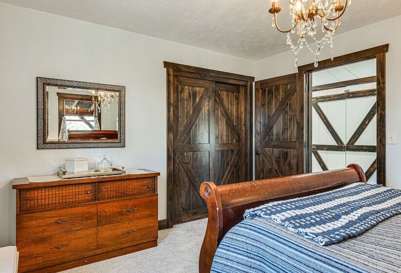 Serene Tell City Retreat Near Hiking & Skiing!