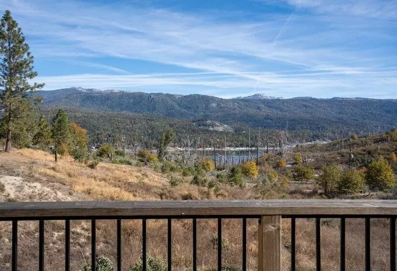 Modern 2bd Cabin With Stunning Views Of Bass Lake