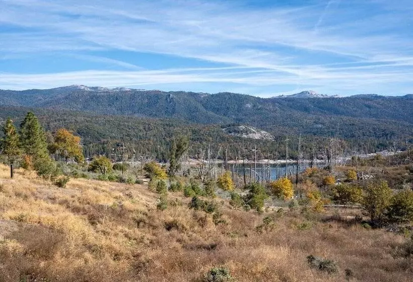 Modern 2bd Cabin With Stunning Views Of Bass Lake