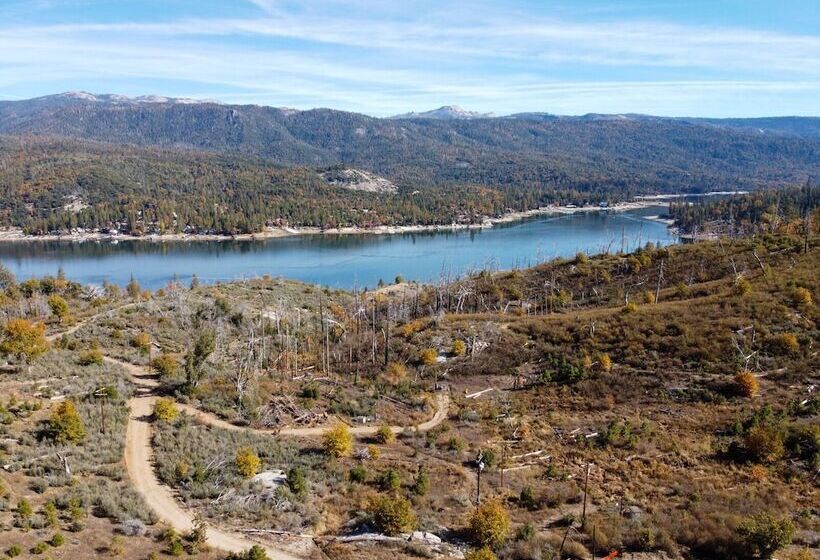 Modern 2bd Cabin With Stunning Views Of Bass Lake