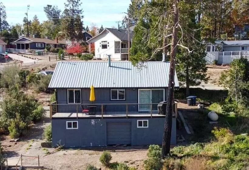 Modern 2bd Cabin With Stunning Views Of Bass Lake
