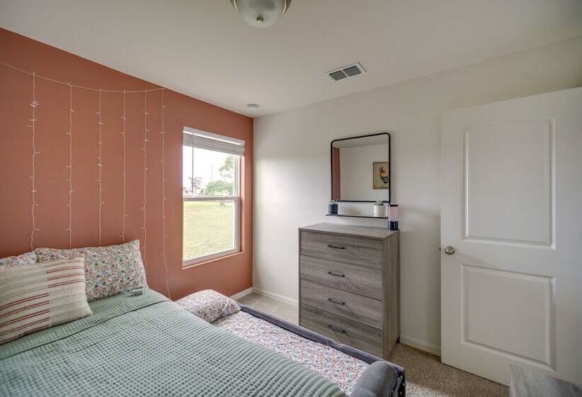 Single Story Fort Myers Home Near Canal + Trails!