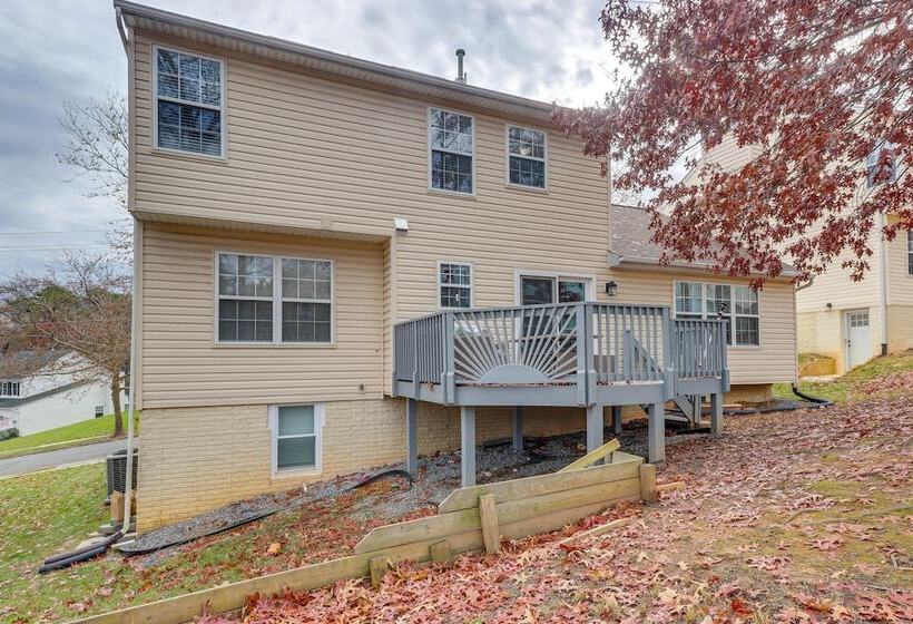 Spacious Cheverly Home   8 Mi To National Mall!