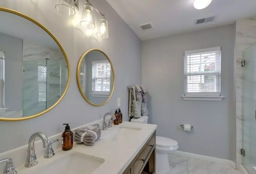 Spacious Cheverly Home   8 Mi To National Mall!