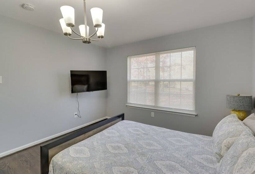 Spacious Cheverly Home   8 Mi To National Mall!