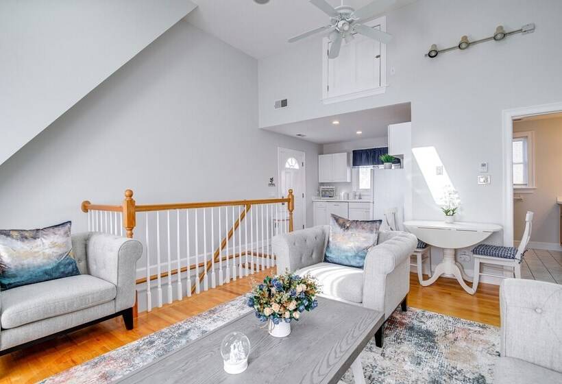 Spacious Edgartown Home W/ Pool, Game Room & Gym!