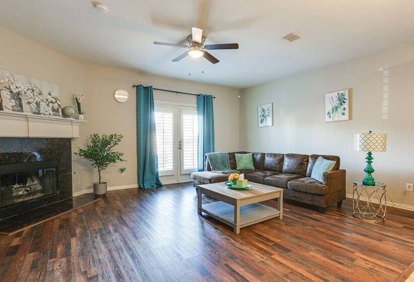 Spacious Frisco Home: 11 Mi To Lewisville Lake