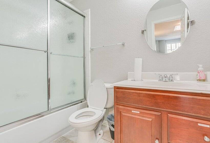 Spacious Frisco Home: 11 Mi To Lewisville Lake