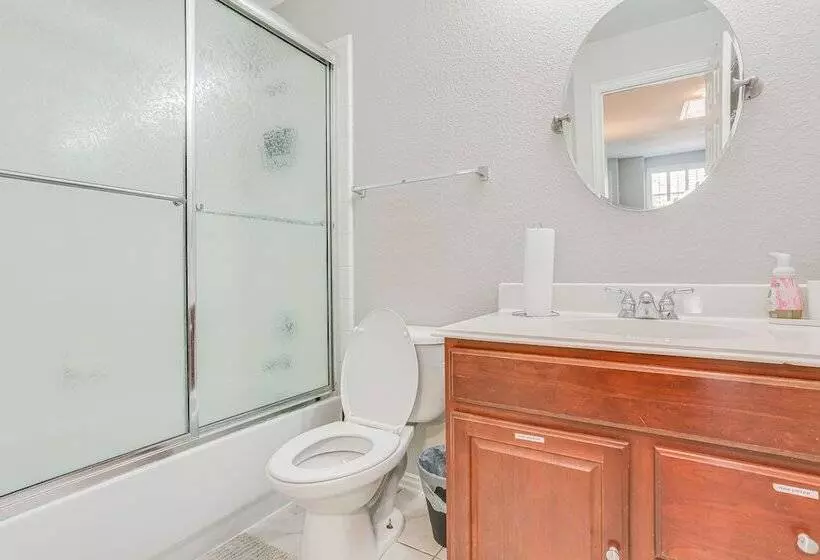 Spacious Frisco Home: 11 Mi To Lewisville Lake