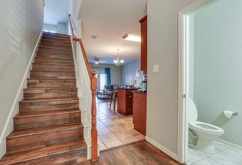 Spacious Frisco Home: 11 Mi To Lewisville Lake