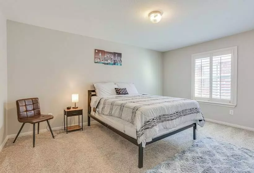 Spacious Frisco Home: 11 Mi To Lewisville Lake