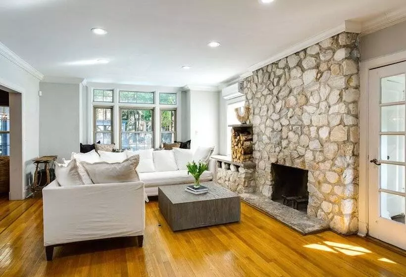 Spacious New Jersey Home: Pool & Fire Pit!