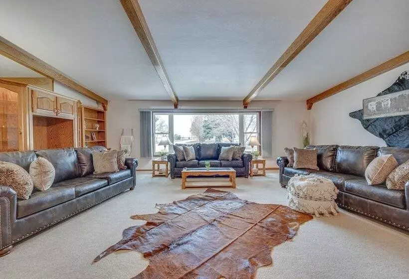 Stunning Calhan Home W/ Indoor Pool!