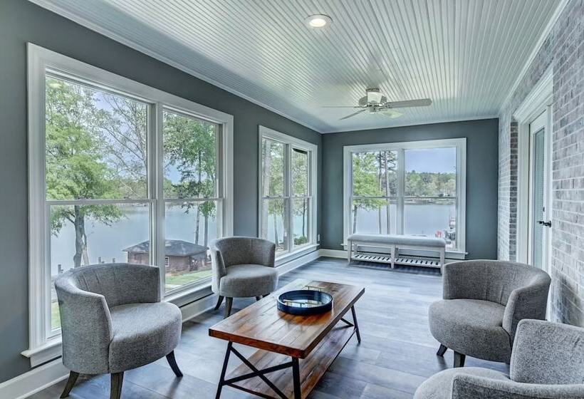 Sunset Shores Resort By Avantstay Private Beach