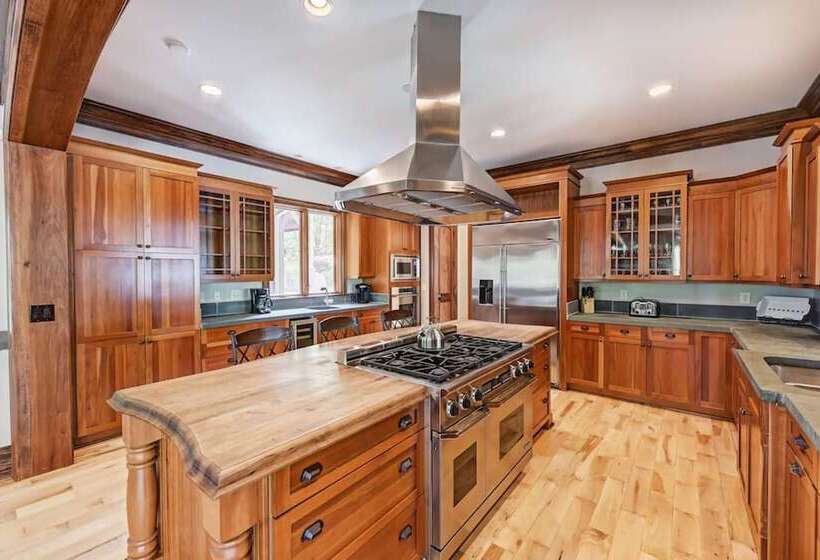 Sunset Shores Resort By Avantstay Private Beach