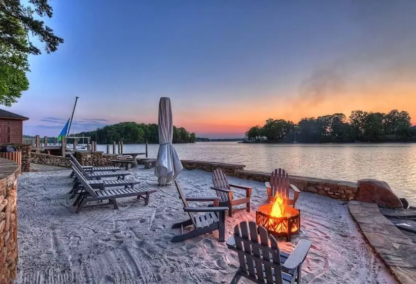 Sunset Shores Resort By Avantstay Private Beach