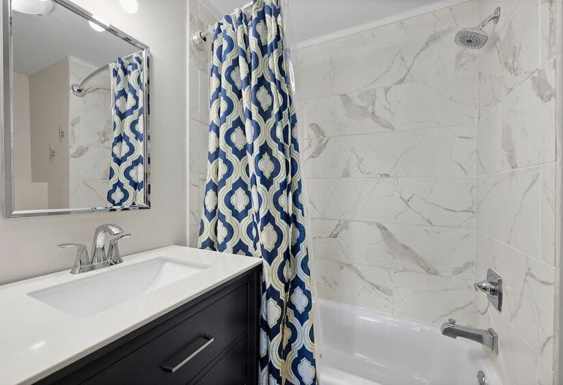 Tree Top Get Away By Avantstay Amazing Lake View