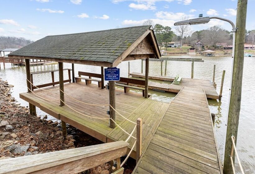 Tree Top Get Away By Avantstay Amazing Lake View