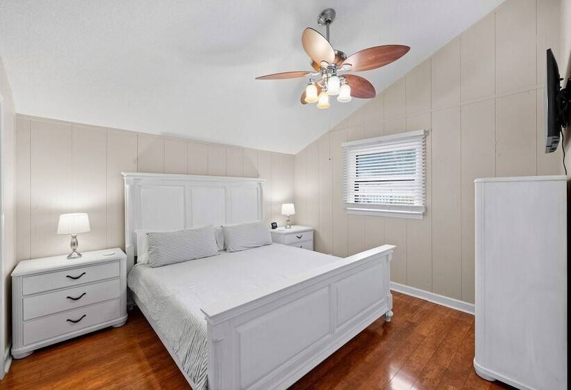 Tree Top Get Away By Avantstay Amazing Lake View