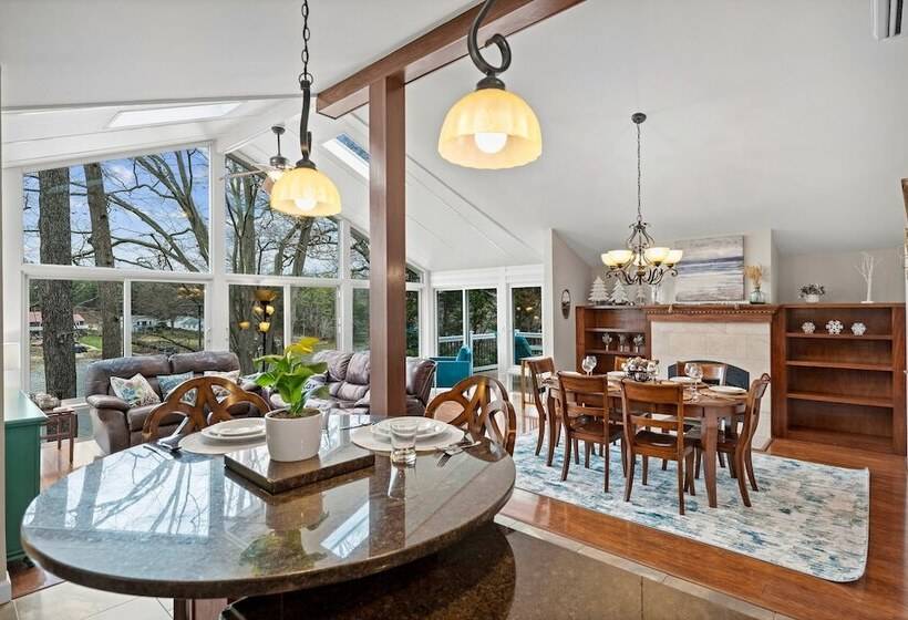 Tree Top Get Away By Avantstay Amazing Lake View