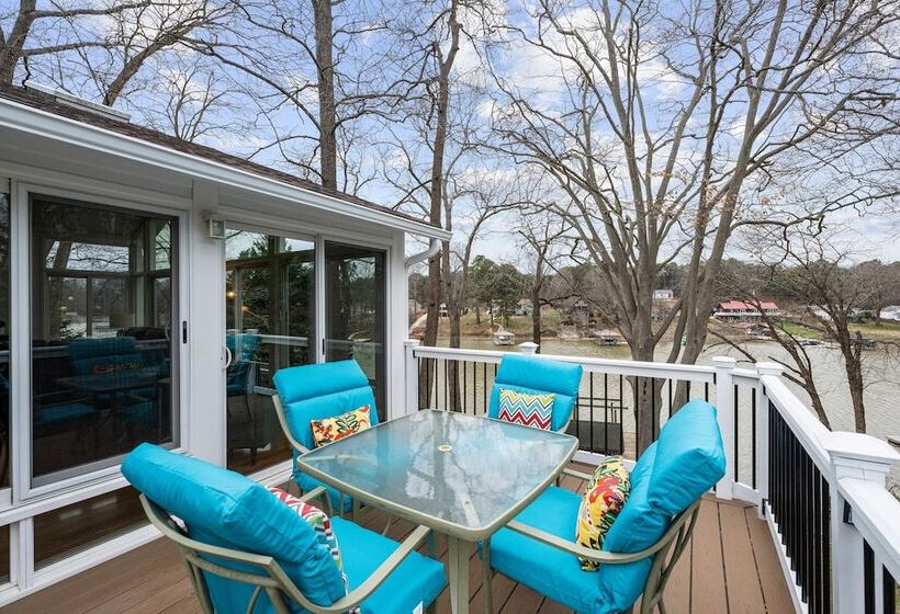 Tree Top Get Away By Avantstay Amazing Lake View