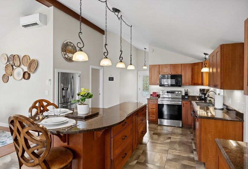 Tree Top Get Away By Avantstay Amazing Lake View