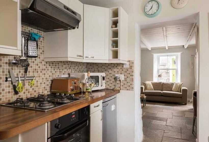 Trelonie   A Fisherman S Cottage In St Ives Town