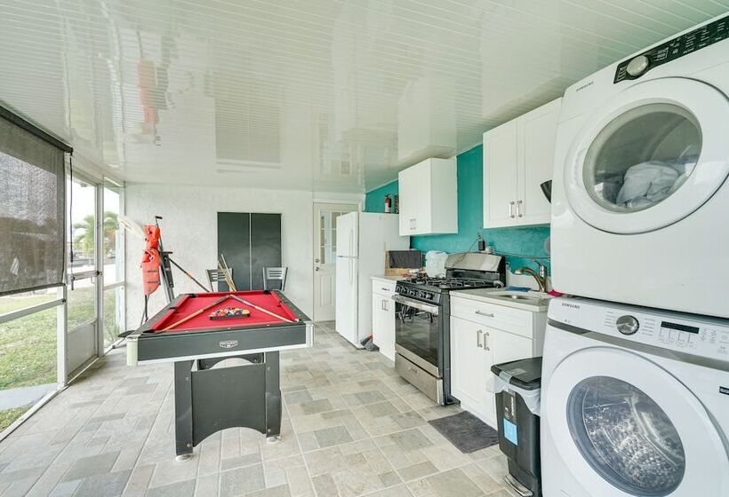 Waterfront Matlacha Home: Kayaks & Boat Launch!