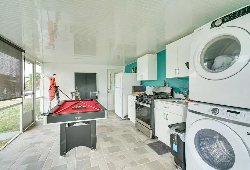 Waterfront Matlacha Home: Kayaks & Boat Launch!